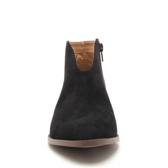 5.5,6,6.5, faux  Suede Zip-Up Almond Toe Ankle Boots - Picture 3 of 4